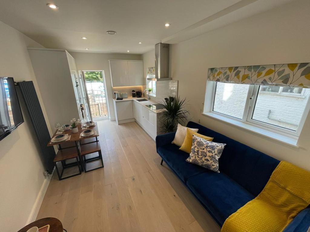 Two Bedroom Apartment - London Exterior foto