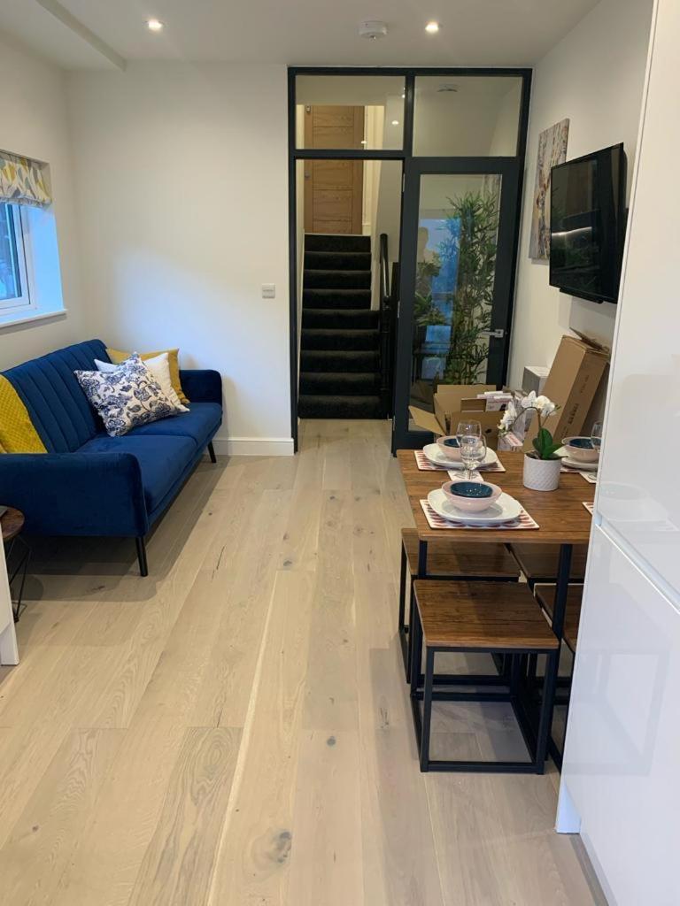 Two Bedroom Apartment - London Exterior foto